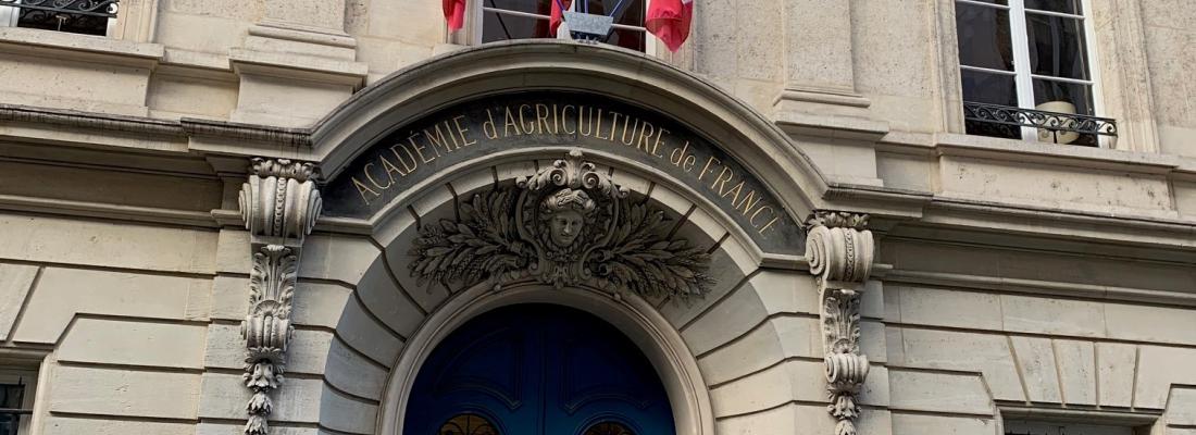 Michèle Tixier-Boichard a reçu la médaille d'or de l'Académie d'Agriculture de France